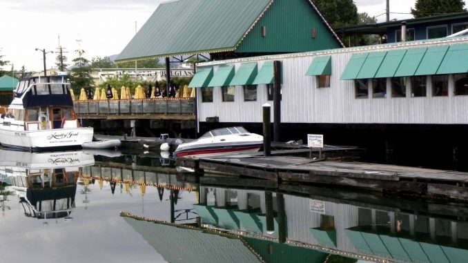 North Vancouver Beautiful British Columbia Photo By Thanasis Bounas