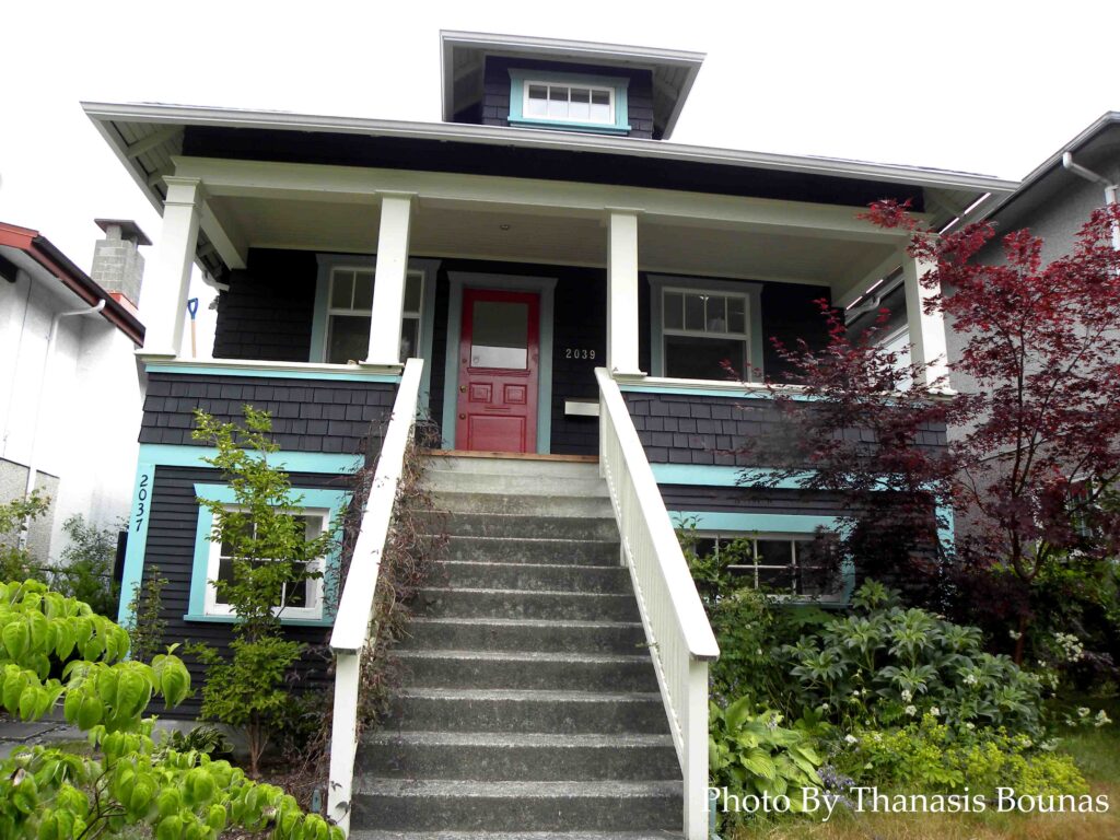 Homes That Uplift the Heart: The Joyful Canvas of Vancouver’s Wooden Neighborhoods - Photo By Thanasis Bounas