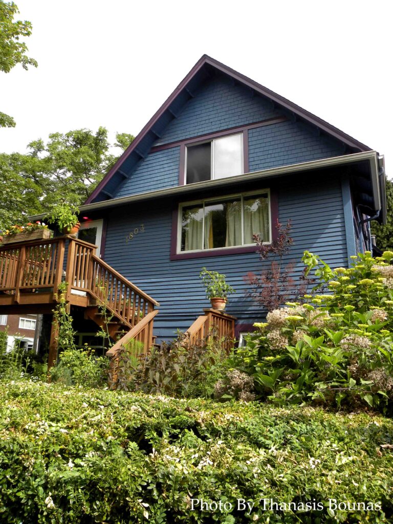 A Romantic Walk Through Vancouver’s Wooden Neighborhoods: Where Homes Tell Stories - Photo By Thanasis Bounas