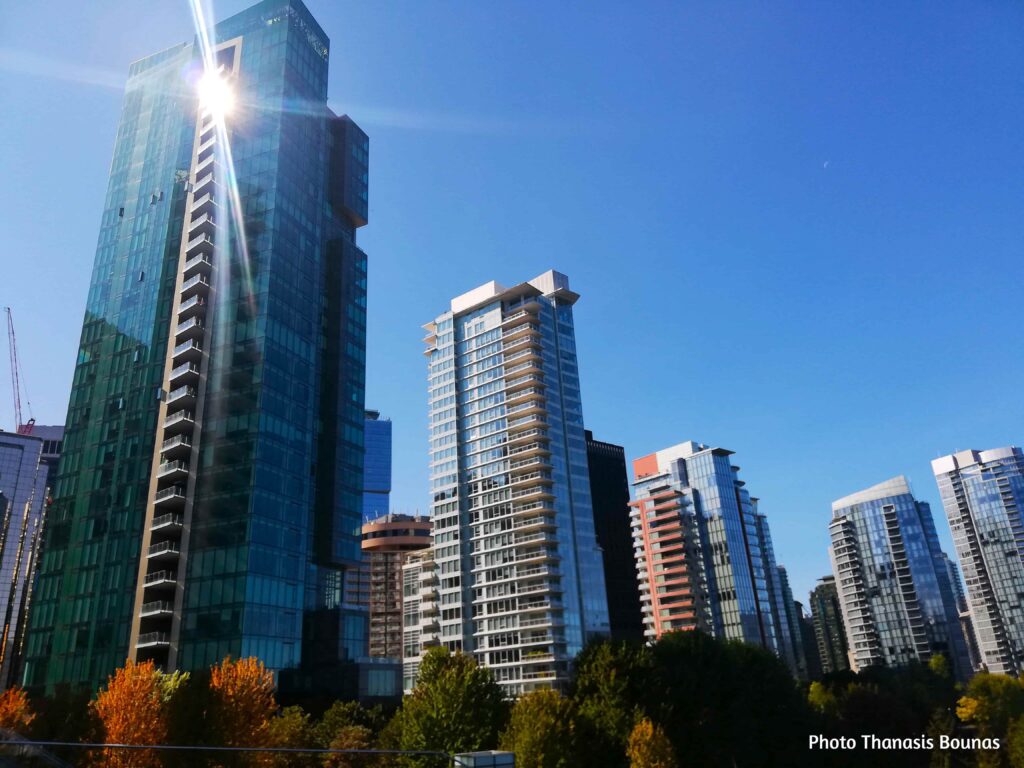 Modern Architecture in Downtown Vancouver Vision, Light, and Functionality - Photo By Thanasis Bounas