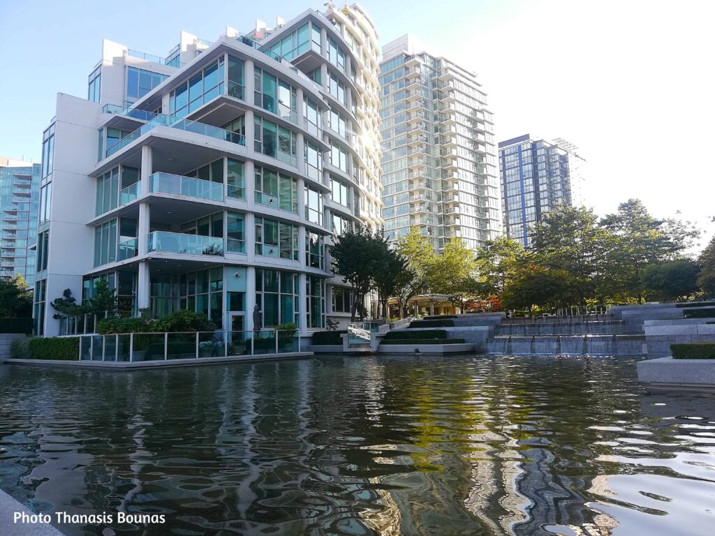 Modern Architecture in Downtown Vancouver Vision, Light, and Functionality – Photo By Thanasis Bounas