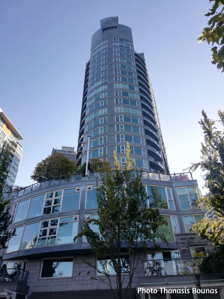 Modern Architecture in Downtown Vancouver Vision, Light, and Functionality – Photo By Thanasis Bounas