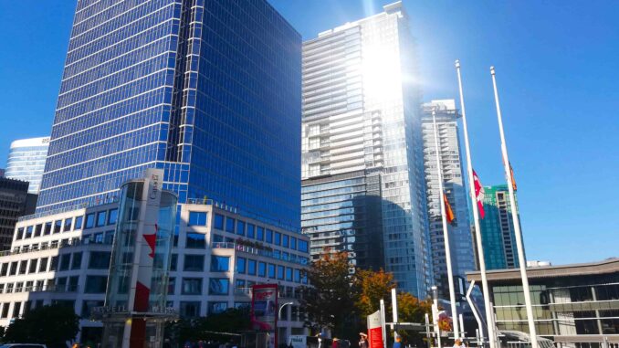 The Modern Face of Vancouver Skyscrapers That Touch the Sky - Photo By Thanasis Bounas