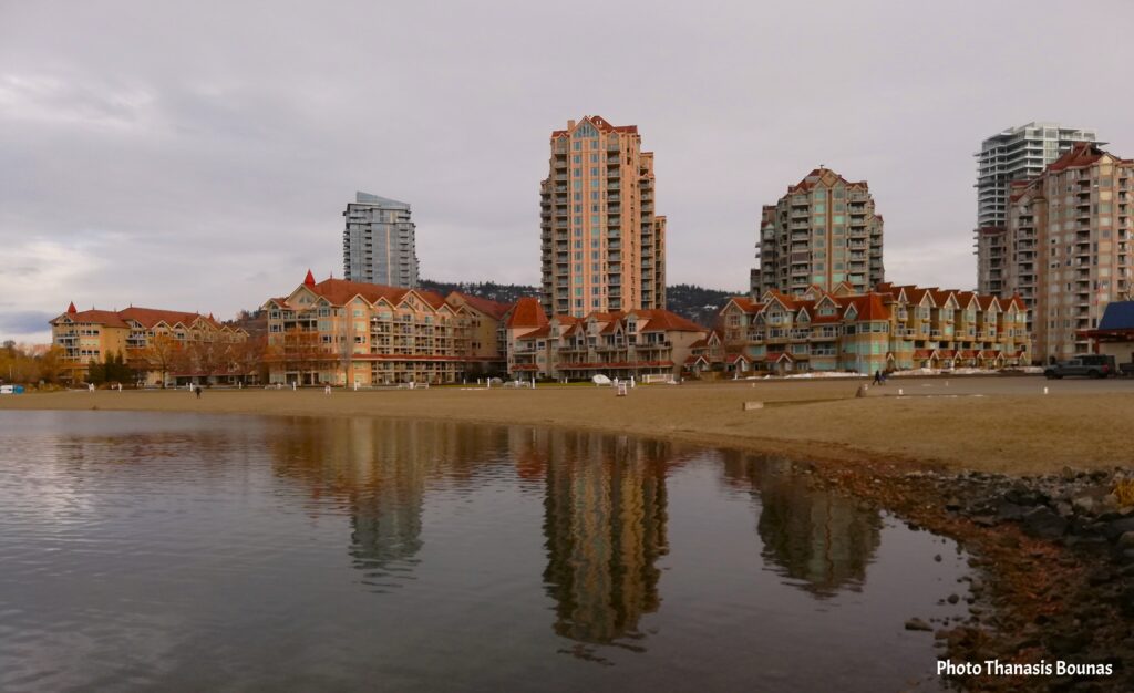 Winter Harmony in Kelowna - A Walk Where Nature and Humanity Meet - Photo Thanasis Bounas